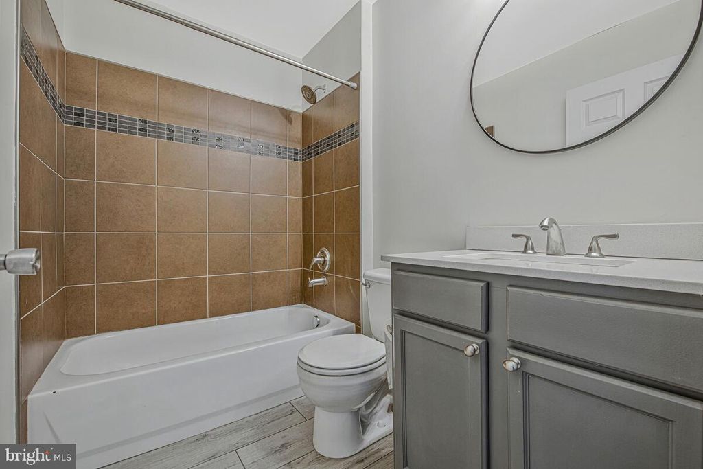 Image 28 of property listing at 1969 BUCKWHEAT CT, Odenton, MD 21113