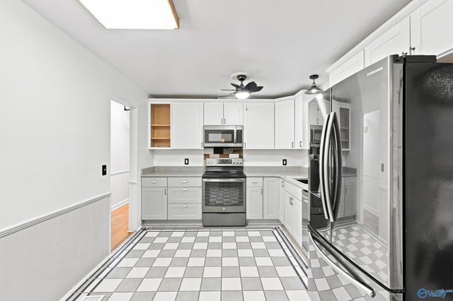 5609 Alta Dena Street SW, Huntsville, AL 35802