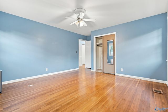 5609 Alta Dena Street SW, Huntsville, AL 35802