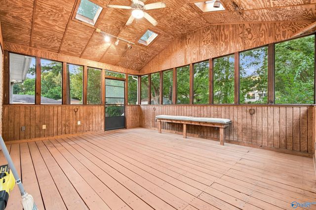5609 Alta Dena Street SW, Huntsville, AL 35802