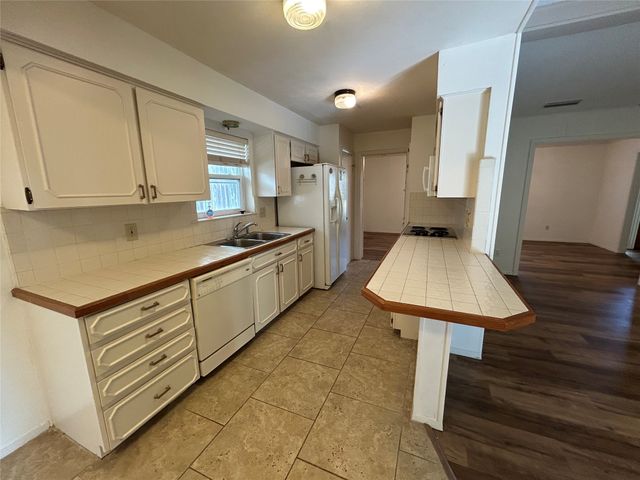 415 Ridgewood Drive, Richardson, TX 75080