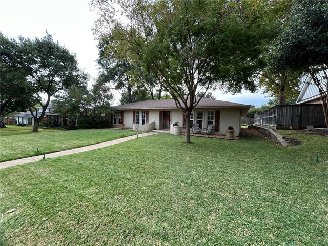 415 Ridgewood Drive, Richardson, TX 75080