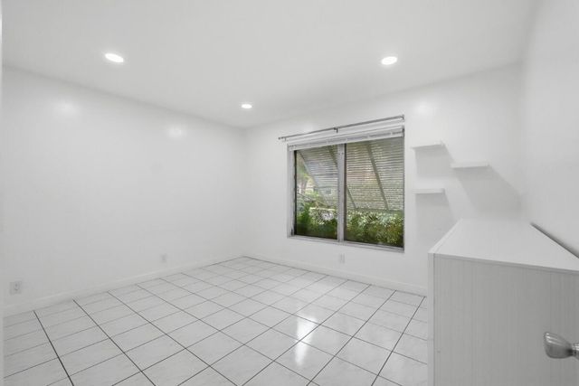 1201 N VICTORIA PARK Road 1203, Fort Lauderdale, FL 33304