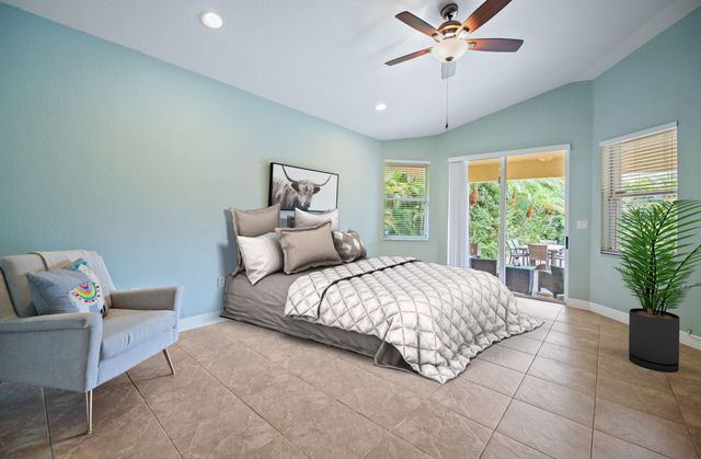 8445 Phoenician Court, Davie, FL 33328