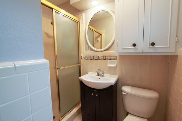 5712 Fairlane DR, Austin, TX 78757