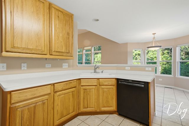 526 Middlebury Drive, Lake Villa, IL 60046