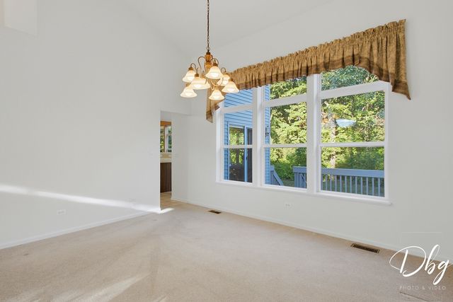 526 Middlebury Drive, Lake Villa, IL 60046