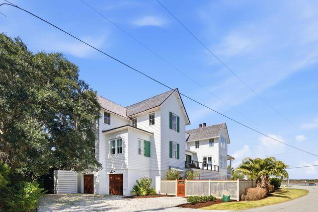 120 Palm Boulevard, Isle Of Palms, SC 29451