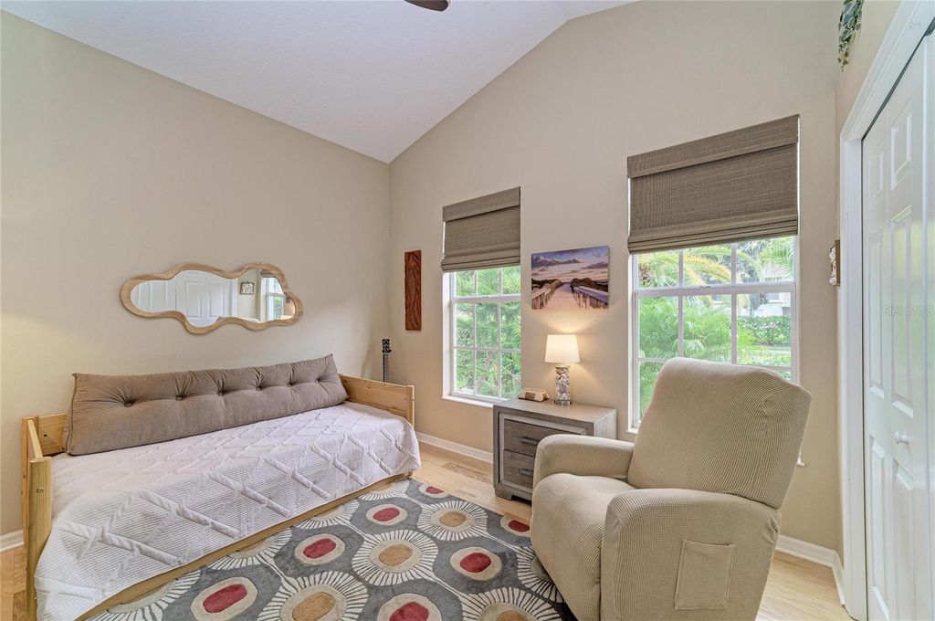Image 24 of property listing at 6690 TAILFEATHER WAY, Bradenton, FL 34203