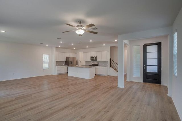 1109 Winnie DR, Austin, TX 78748