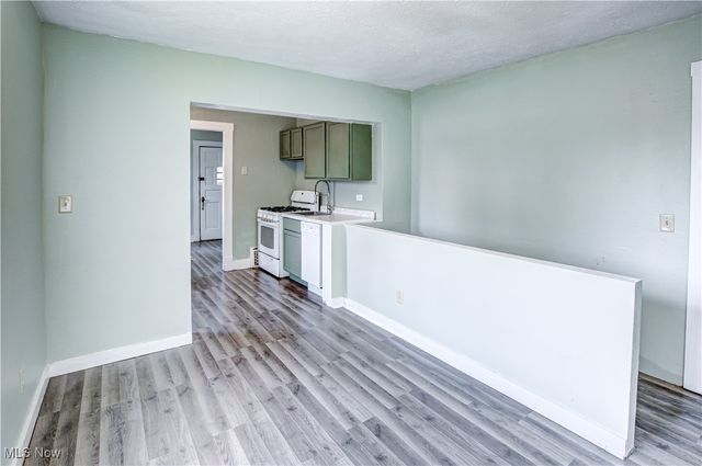 5618 Bradley Avenue, Parma, OH 44129