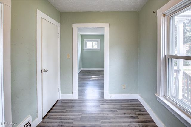 5618 Bradley Avenue, Parma, OH 44129