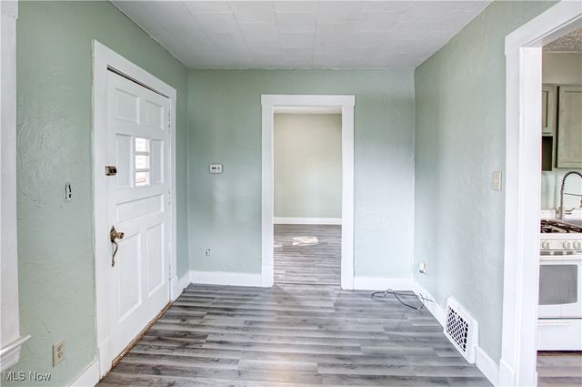 5618 Bradley Avenue, Parma, OH 44129