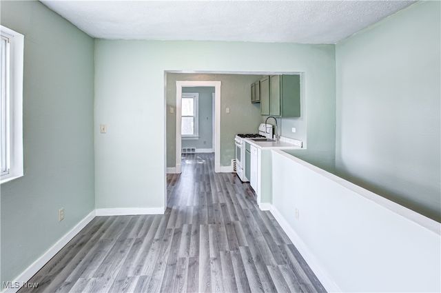 5618 Bradley Avenue, Parma, OH 44129