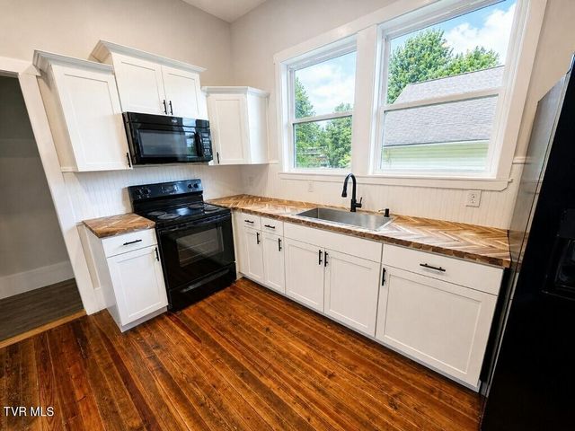 104 Henry Street, Greeneville, TN 37743