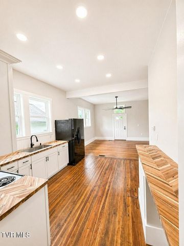104 Henry Street, Greeneville, TN 37743