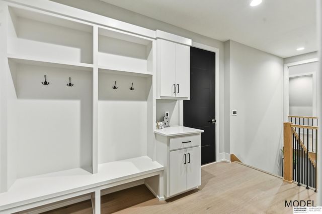 3513 S 220th Street, Elkhorn, NE 68022