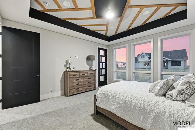 3513 S 220th Street, Elkhorn, NE 68022