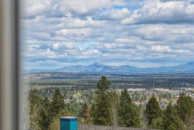 3081 NW Craftsman Drive, Bend, OR 97703