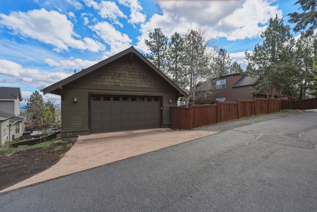 3081 NW Craftsman Drive, Bend, OR 97703