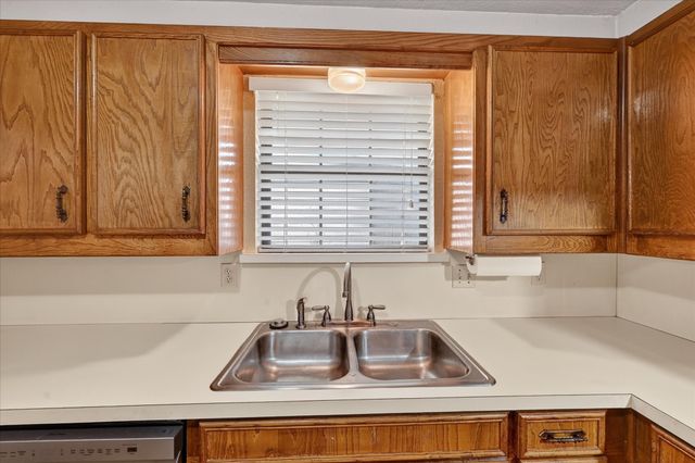 1405 Flamingo Drive, Lewisville, TX 75077