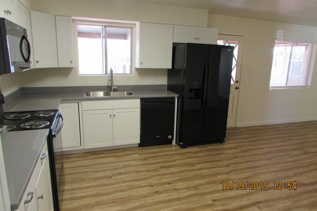 719 W 10th Street, Tempe, AZ 85281