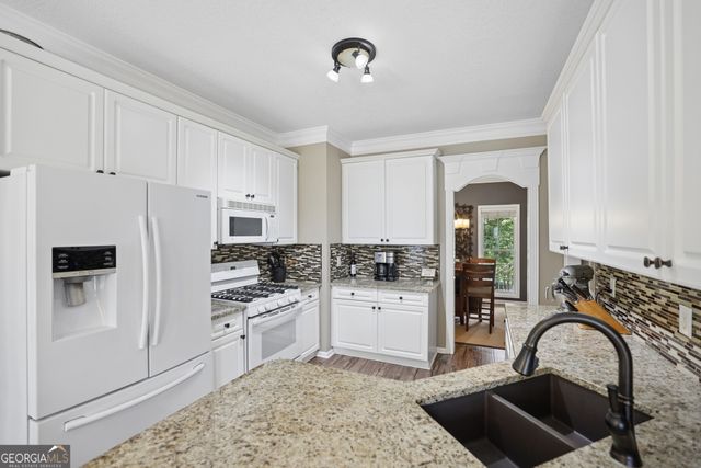 2930 Heatherstone Drive, Cumming, GA 30041