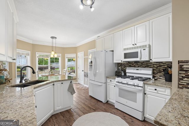 2930 Heatherstone Drive, Cumming, GA 30041