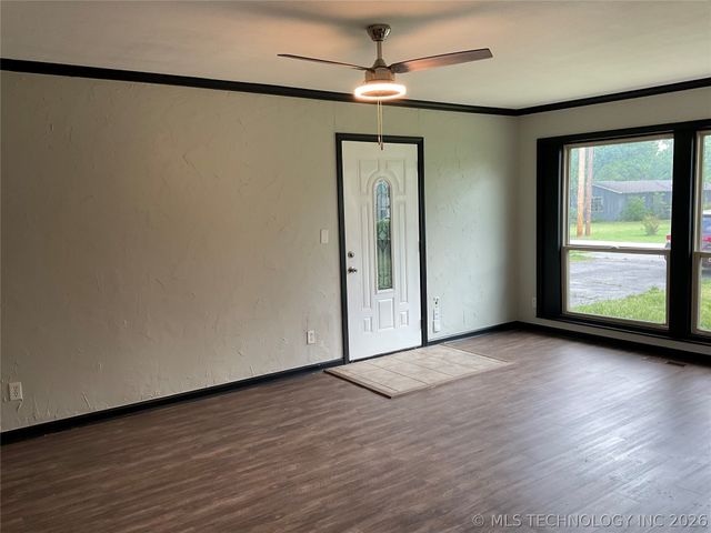 564 S 87th East Avenue, Tulsa, OK 74112