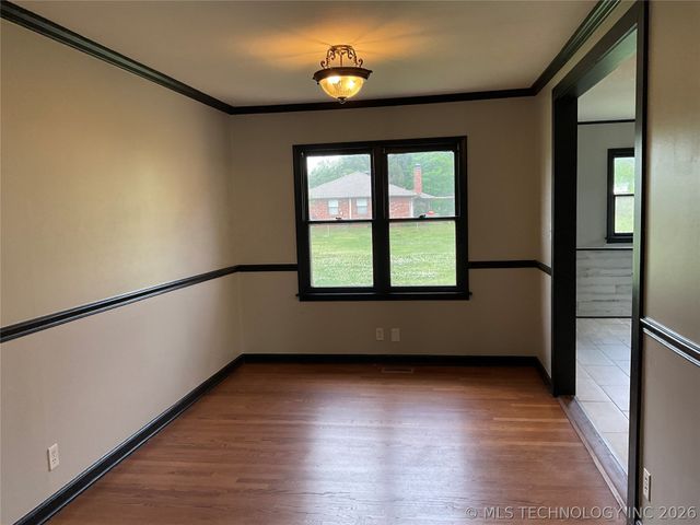564 S 87th East Avenue, Tulsa, OK 74112