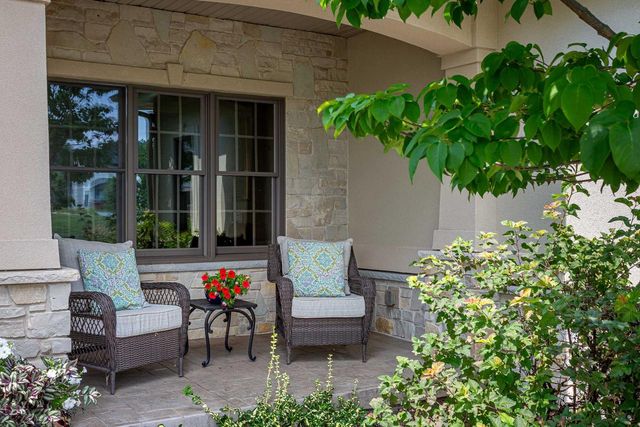 814 Big Stone Trail, Middleton, WI 53562