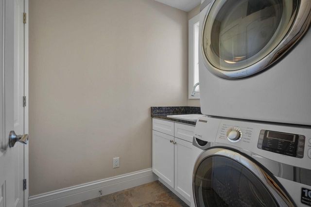 814 Big Stone Trail, Middleton, WI 53562