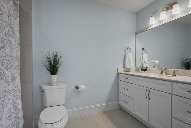 814 Big Stone Trail, Middleton, WI 53562