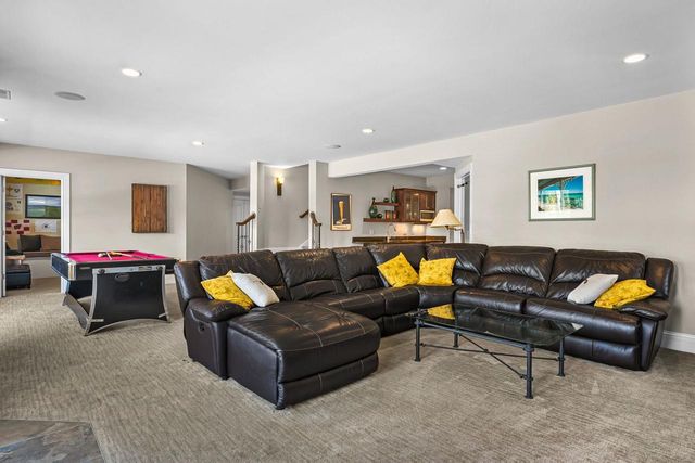 814 Big Stone Trail, Middleton, WI 53562