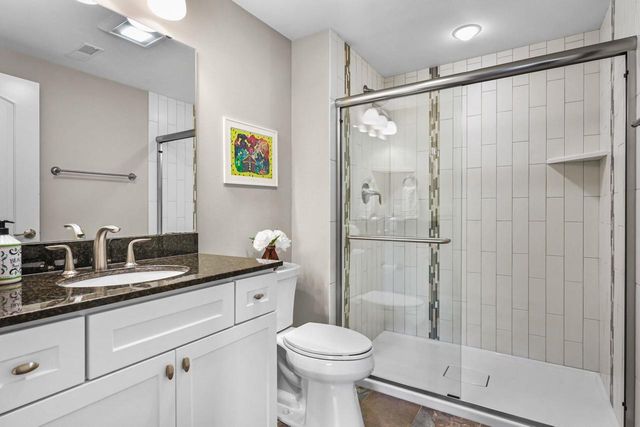 814 Big Stone Trail, Middleton, WI 53562