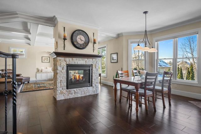 814 Big Stone Trail, Middleton, WI 53562