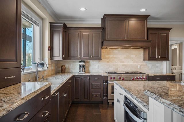 814 Big Stone Trail, Middleton, WI 53562