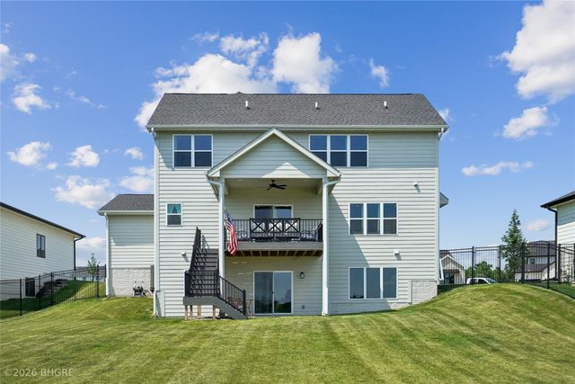 220 NW Woodmoor Drive, Waukee, IA 50263