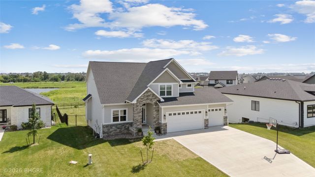220 NW Woodmoor Drive, Waukee, IA 50263