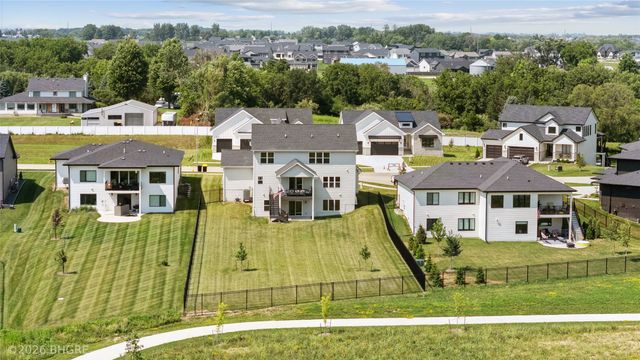 220 NW Woodmoor Drive, Waukee, IA 50263