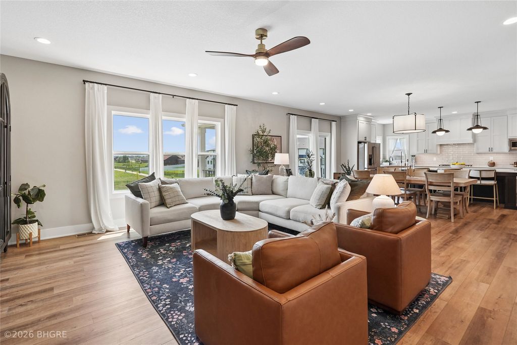 220 NW Woodmoor Drive, Waukee, IA 50263