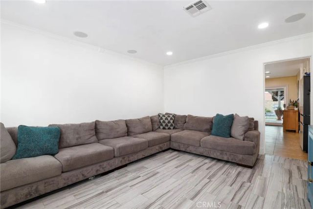 38841 Foxholm Drive, Palmdale, CA 93551