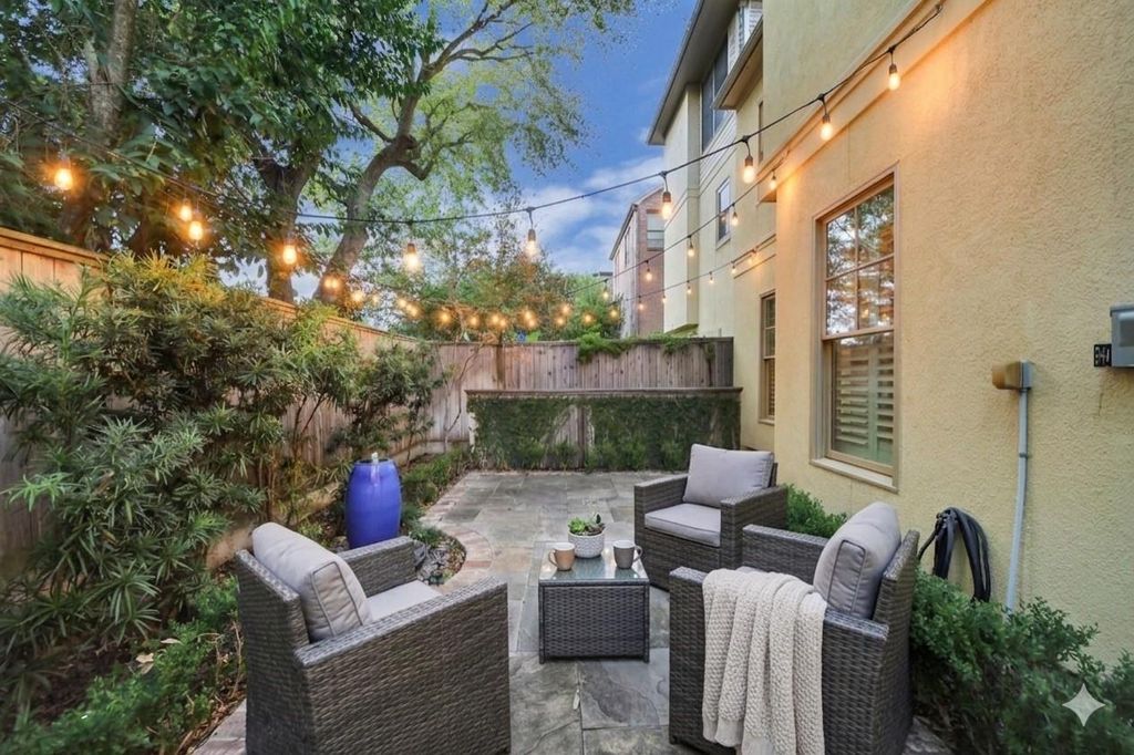 9291 Buffalo Speedway, Houston, TX 77025