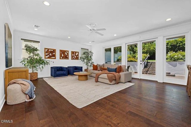 1109 Wiladonda Drive, La Canada Flintridge, CA 91011