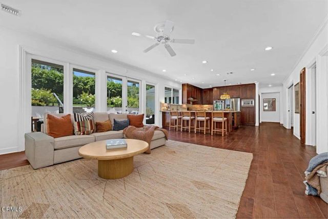 1109 Wiladonda Drive, La Canada Flintridge, CA 91011