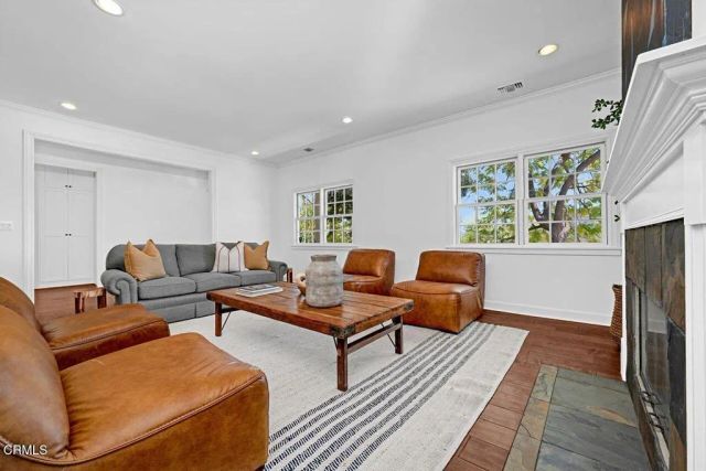 1109 Wiladonda Drive, La Canada Flintridge, CA 91011