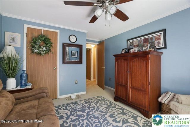 137 Outer Drive, Coolbaugh Twp, PA 18347