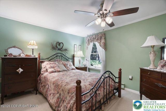 137 Outer Drive, Coolbaugh Twp, PA 18347