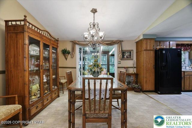 137 Outer Drive, Coolbaugh Twp, PA 18347