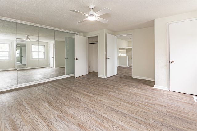 395 S Troy, Robins, IA 52328